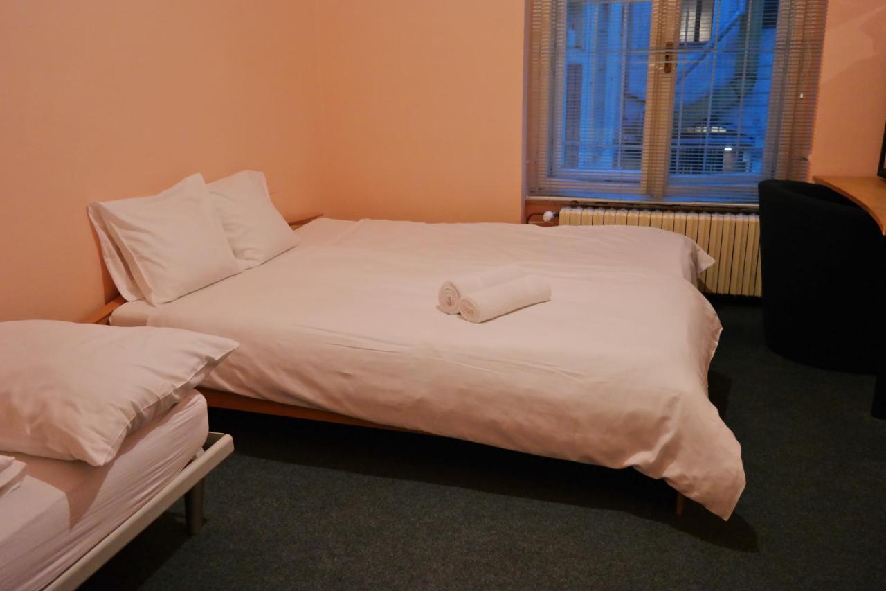 Hotel Praha Club Bed & Breakfast ภายนอก รูปภาพ