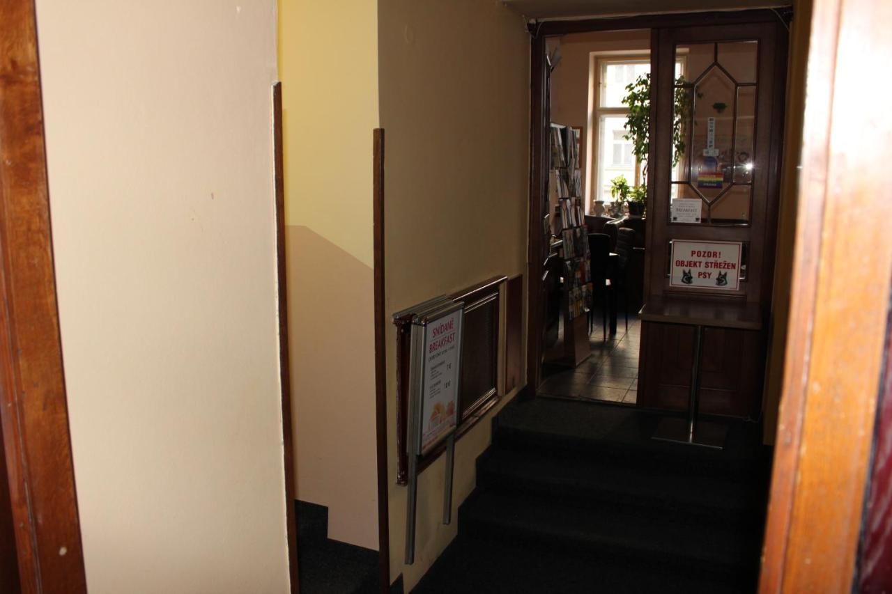 Hotel Praha Club Bed & Breakfast ภายนอก รูปภาพ