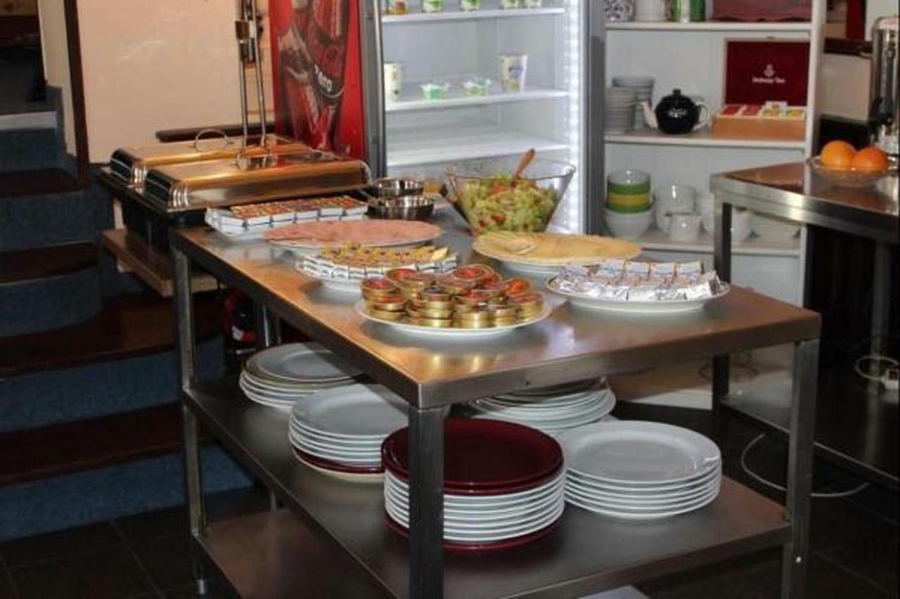 Hotel Praha Club Bed & Breakfast ภายนอก รูปภาพ